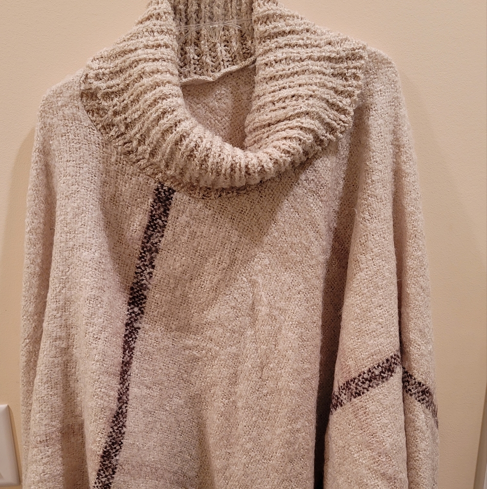 Ladies poncho